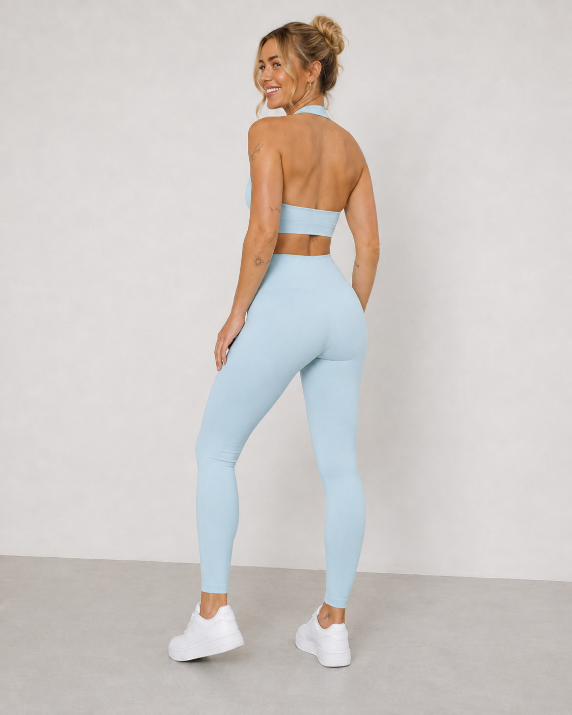 LF Limitless Flow- leggings & Halter Bra - Image 4